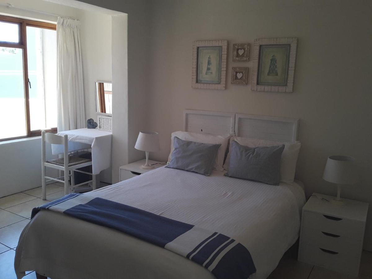 Apartamento Mclaren Self Catering Gansbaai Exterior foto